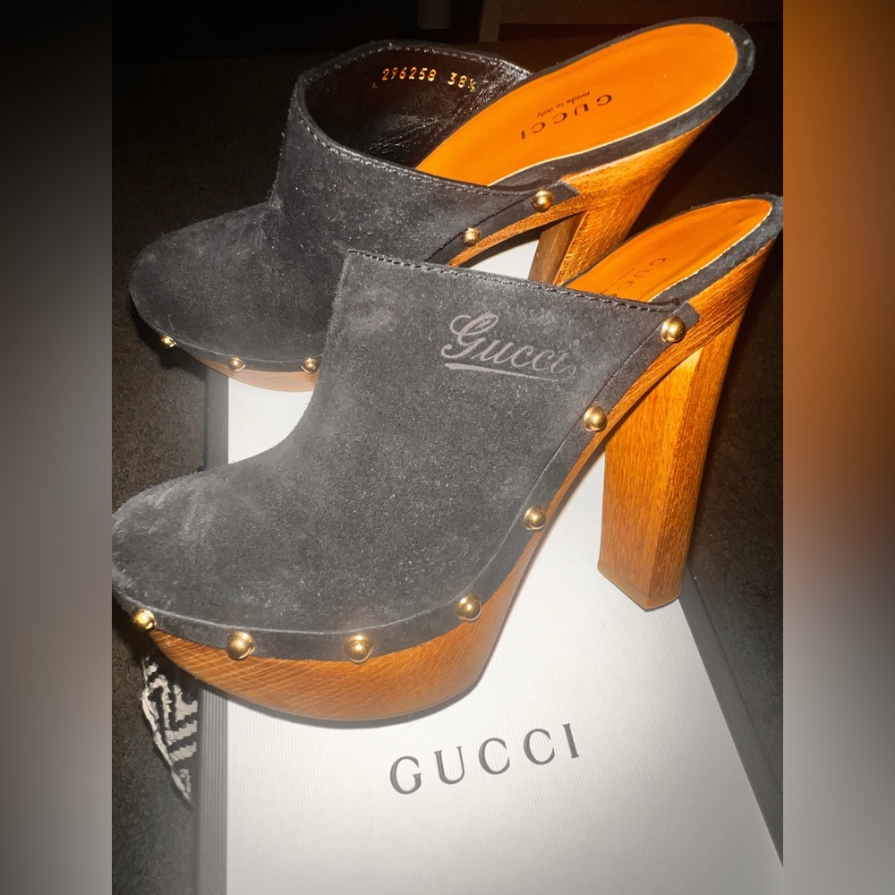 Authentic Gucci closed toe clogs